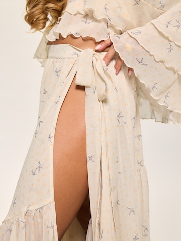 Kamila Šikl Φούστα σε μπεζ