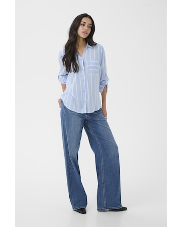 Kaffe Shirt in Blue