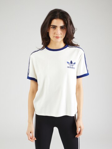 ADIDAS ORIGINALS Тениска в бяло: отпред