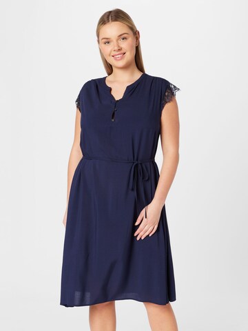 ONLY Carmakoma Kleid in Blau: predná strana