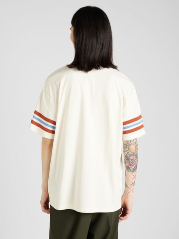 Lee T-Shirt in Beige