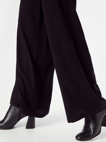 NU-IN Wide leg Broek in Zwart