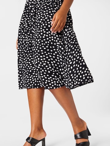 PIECES Curve Skirt 'Nya' in Black