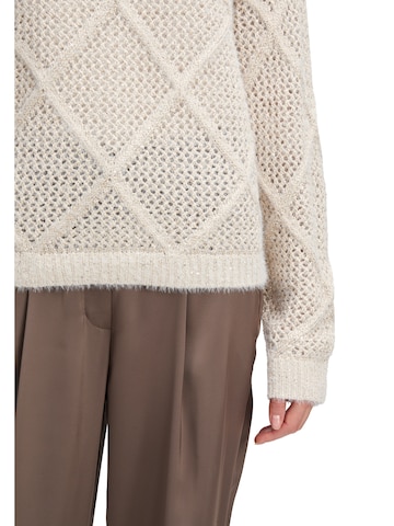 Betty Barclay Trui in Beige