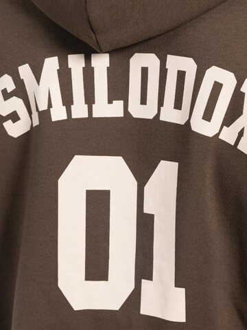 Smilodox Sweatshirt in Brown