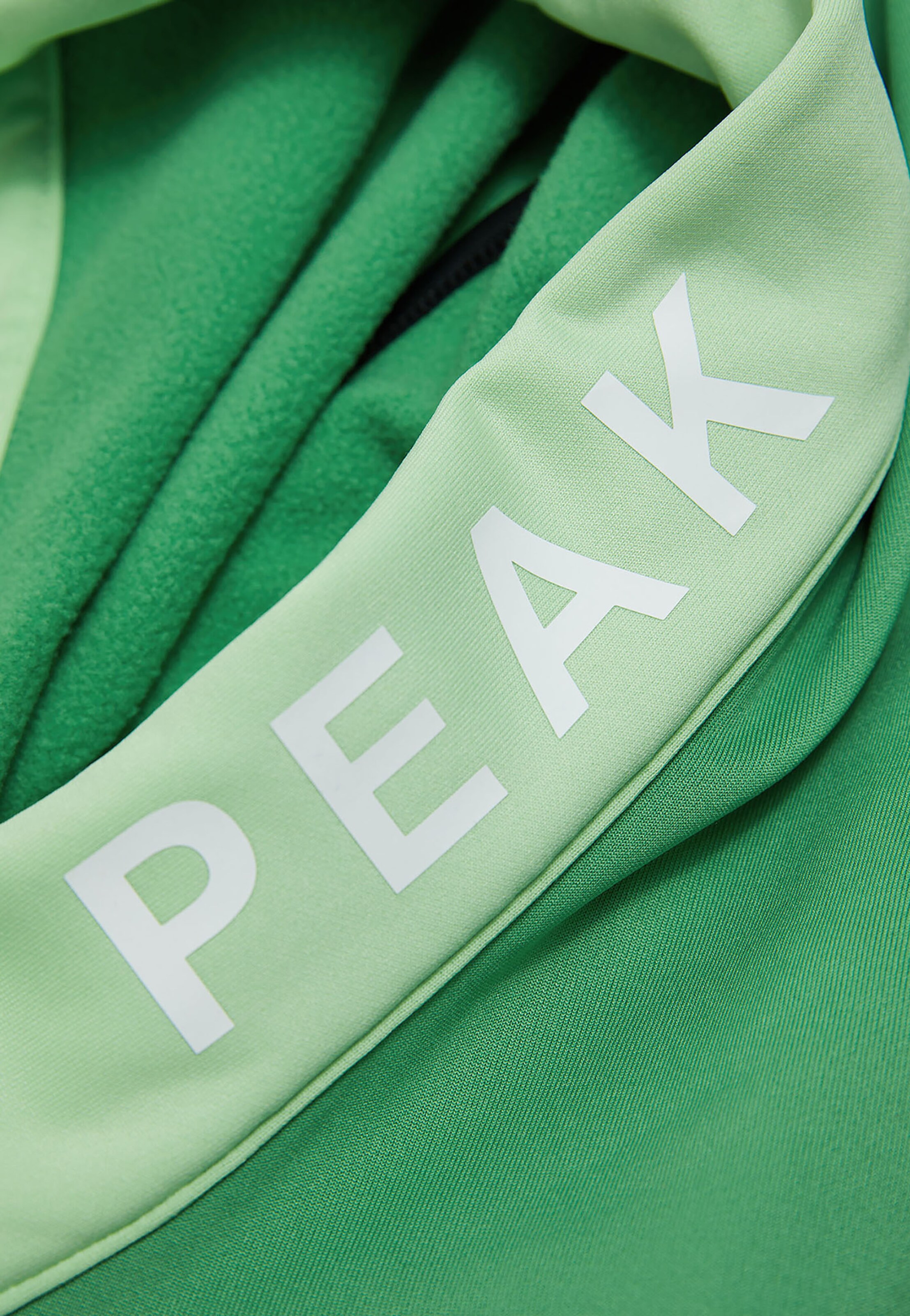 PEAK PERFORMANCE Athletic fleece jacket in Green