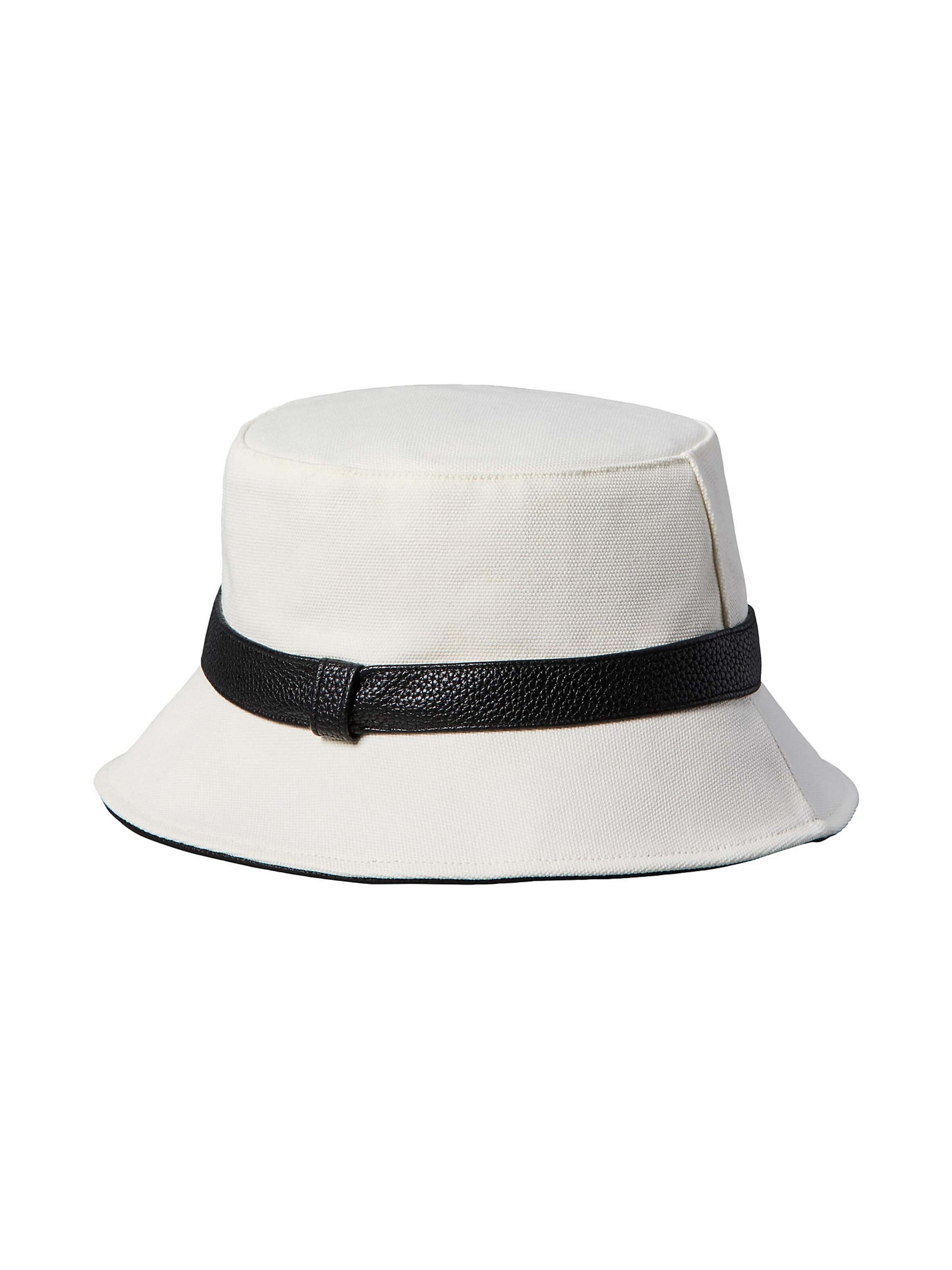 Regular Chapeaux Calvin Klein en blanc