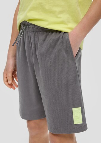 Wide Leg Pantalon s.Oliver en gris : devant