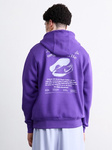 Nike Sportswear Sweatshirt 'Club' in Lila