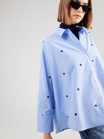 ONLY - Blusa 'ONLNEW LINA GRACE' en azul