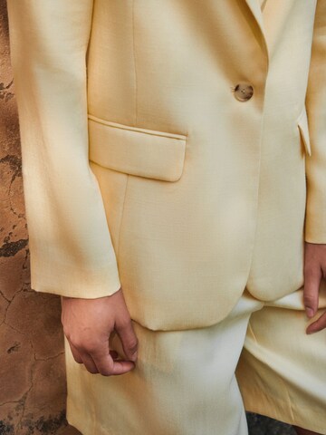 Next Blazer in Gelb