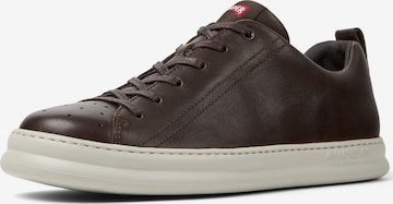 Baskets basses 'Runner Four' CAMPER en marron : devant