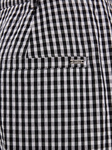 BIG STAR Regular Shorts 'Pollini' in Schwarz