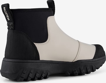 WODEN Boots ' Magda Low Waterproof ' in Braun