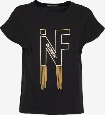 Influencer T-shirt i svart: framsida