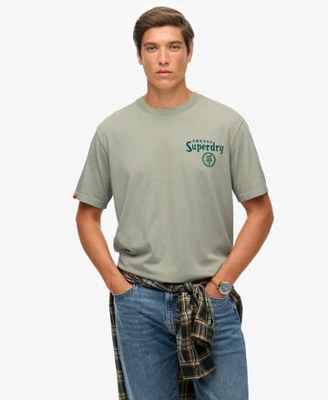 T-Shirt 'Tokyo Narrative' Superdry en gris : devant