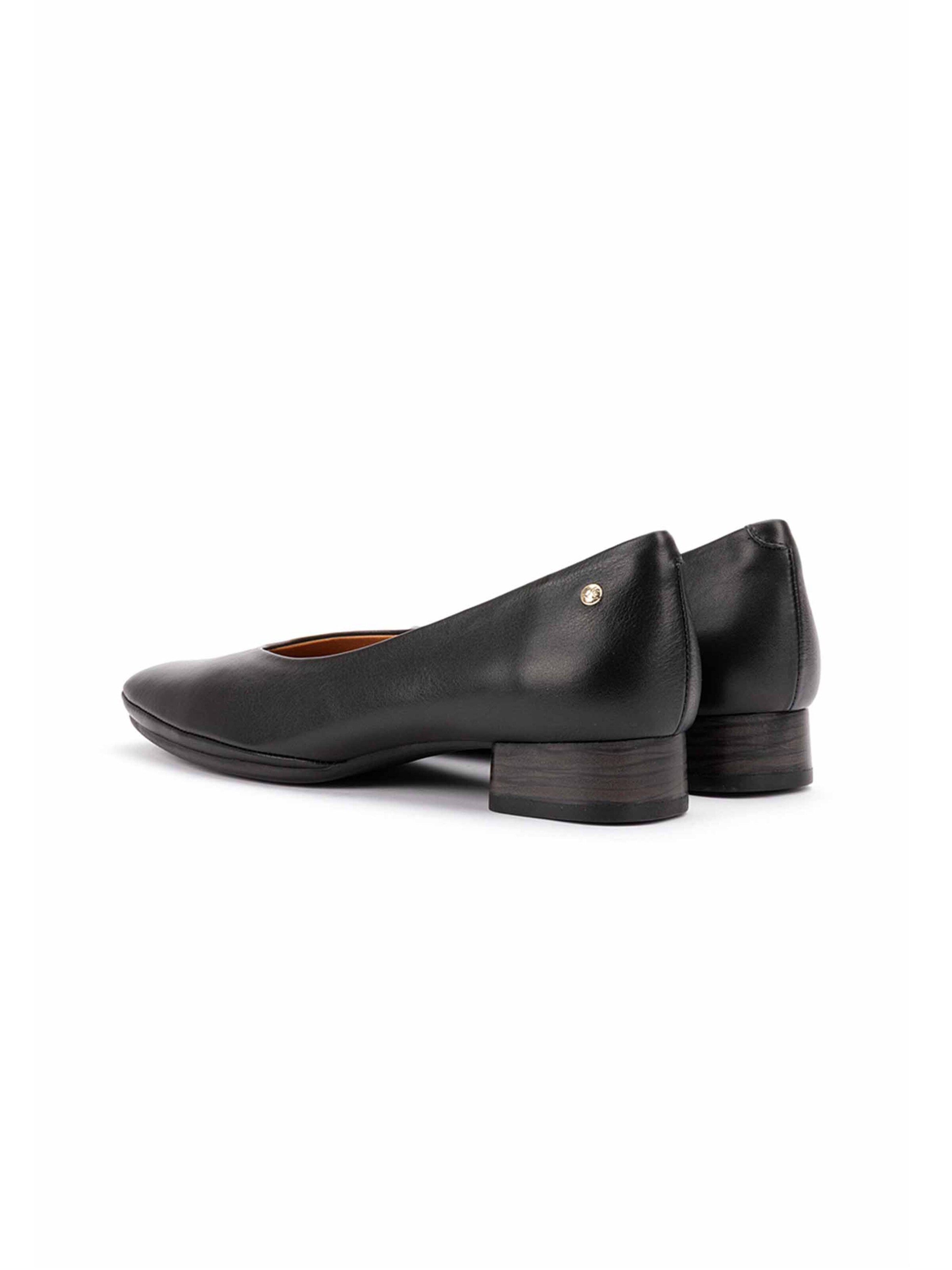 PIKOLINOS - Sapatos de salto em preto