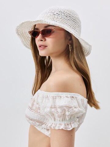 C&City Hat in White