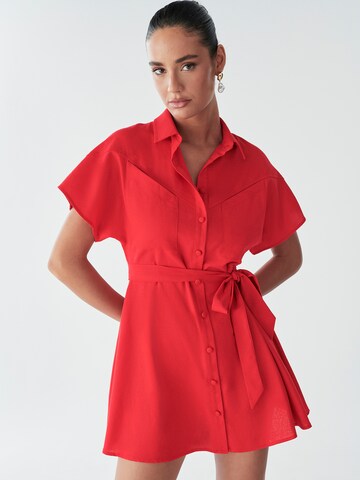 Robe-chemise 'Lori' BWLDR en rouge : devant