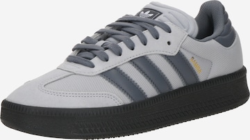 ADIDAS ORIGINALS Matalavartiset tennarit 'SAMBA XLG' värissä harmaa: etupuoli