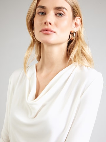 BOSS Black - Camiseta 'Eseyana' en blanco