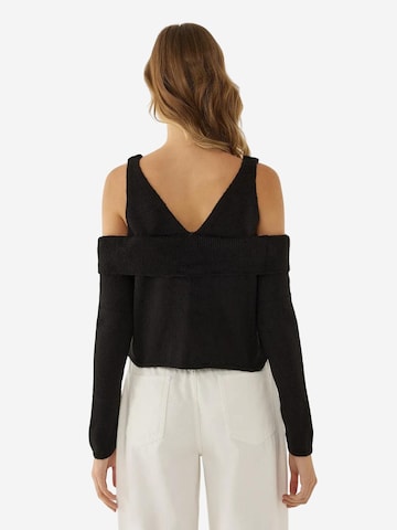 Hiccup Sweater in Black