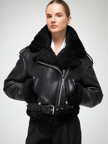 V S P Winterjacke 'Tierra' in Schwarz