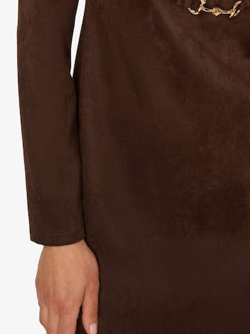 Adrianna Papell Kokerjurk 'Suede Shift Dress' in Bruin