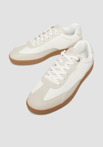 Baskets basses s.Oliver en blanc