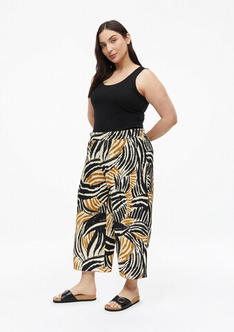 s.Oliver Wide leg Pants in Beige