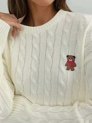 Hiccup Pullover in Beige