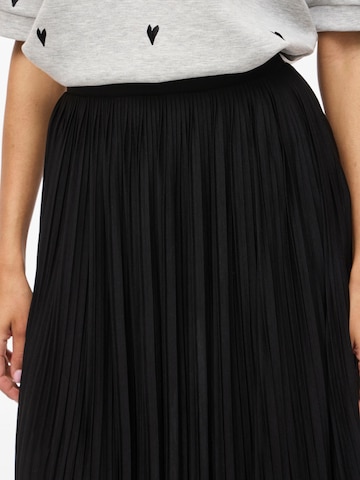 Gonna 'VIPLIS' di VILA in nero