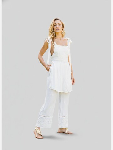 Combinaison 'Ensemble Palladio' Miss June en blanc