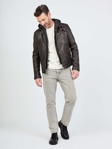 JCC Tussenjas in Bruin