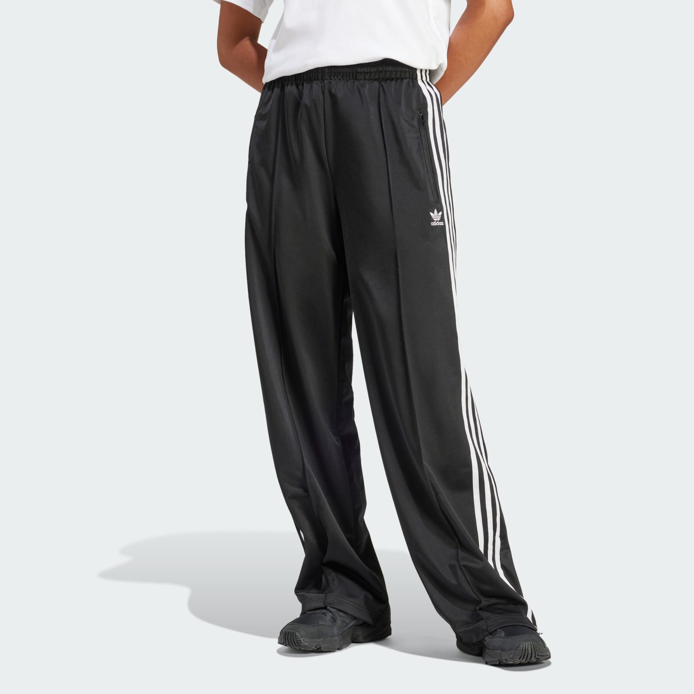 ADIDAS ORIGINALS Wide leg Pants Firebird in Black ABOUT YOU