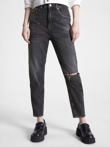 Tommy Jeans - Tapered Calças de ganga em preto: frente