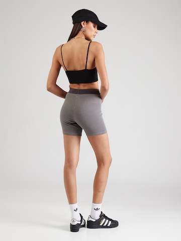 ADIDAS ORIGINALS Skinny Legíny - Sivá