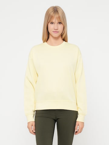 Sweat-shirt 'PCCHILLI' PIECES en jaune : devant
