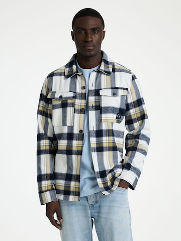 CHASIN' Shirt 'Stryke Nobi' in Mischfarben: Vorderseite