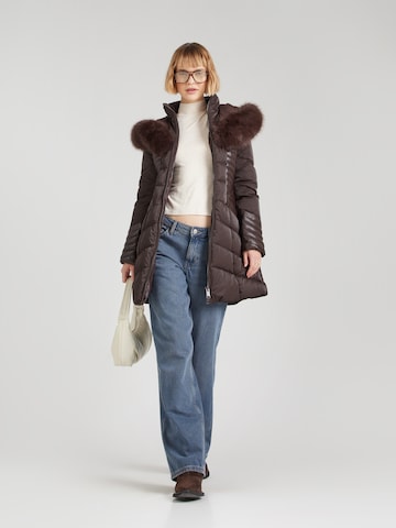 GUESS Зимнее пальто 'New Oxana' в Коричневый