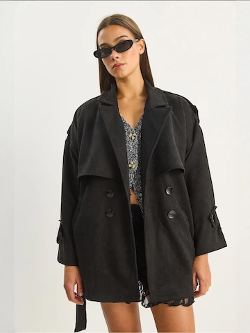 Bianco Lucci Tussenmantel in Zwart