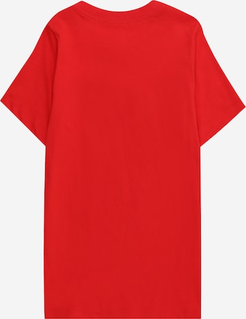 Nike Sportswear Majica | rdeča barva