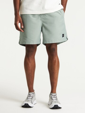 CHASIN' Swimming shorts 'Soll' in Green: front