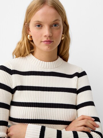 Bershka Pulover | črna barva