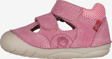 TROLLKIDS Lauflernschuh in Pink: Vorderseite