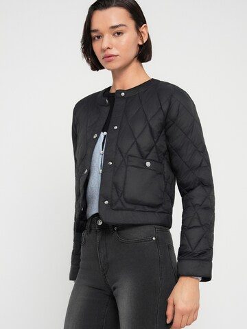 ONLY Jacke 'ONLTAHIA' in Schwarz