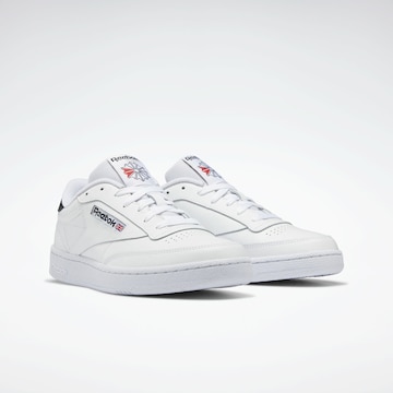 Baskets basses 'Club C 85' Reebok en blanc