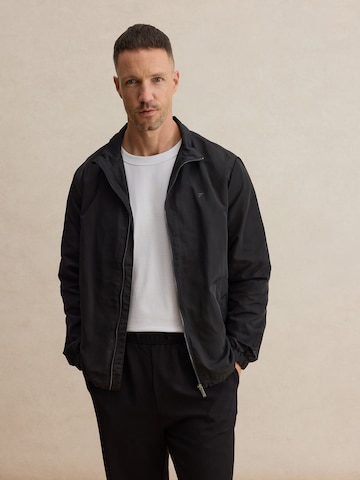 juoda DAN FOX APPAREL Demisezoninė striukė 'Niklas': priekis
