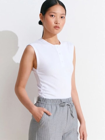 Dilvin - Blusa em branco