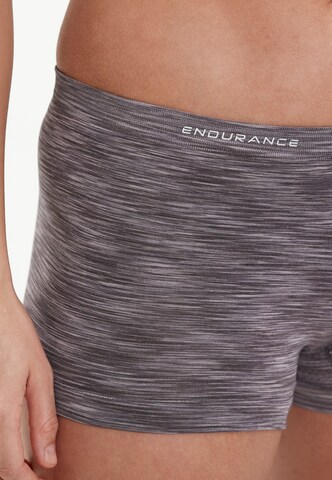 ENDURANCE Slimfit Sportshorts 'Crina' in Grau